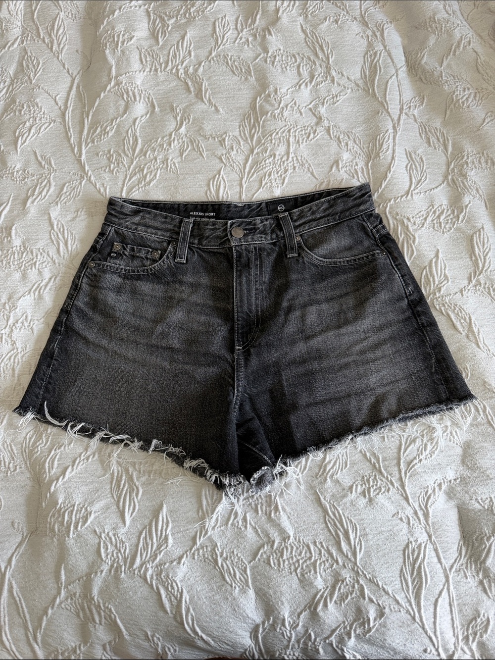 AG Alexxis Short